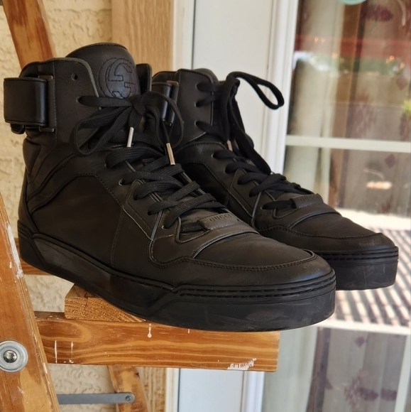 GUCCI HIGHTOP STRAP SNEAKER - Picture 1 of 15